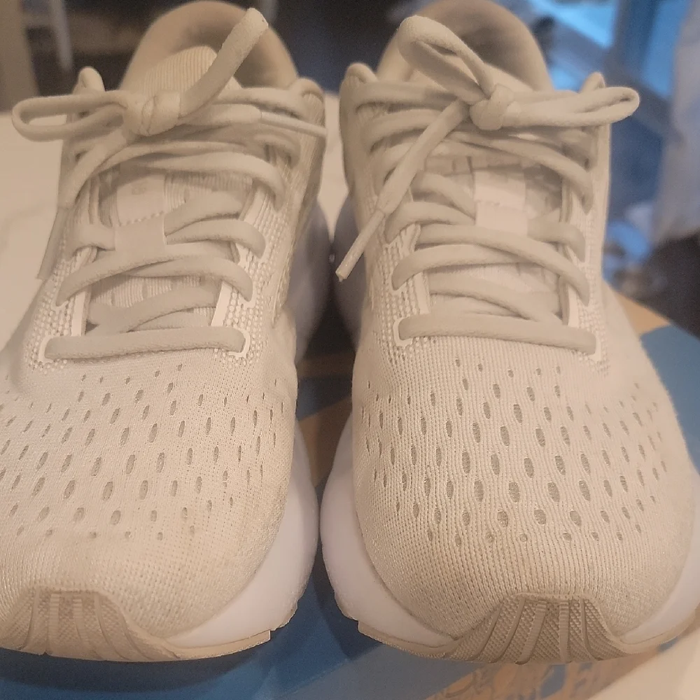 Brooks Light Beige Athletic Sneakers - Picture 3 of 10